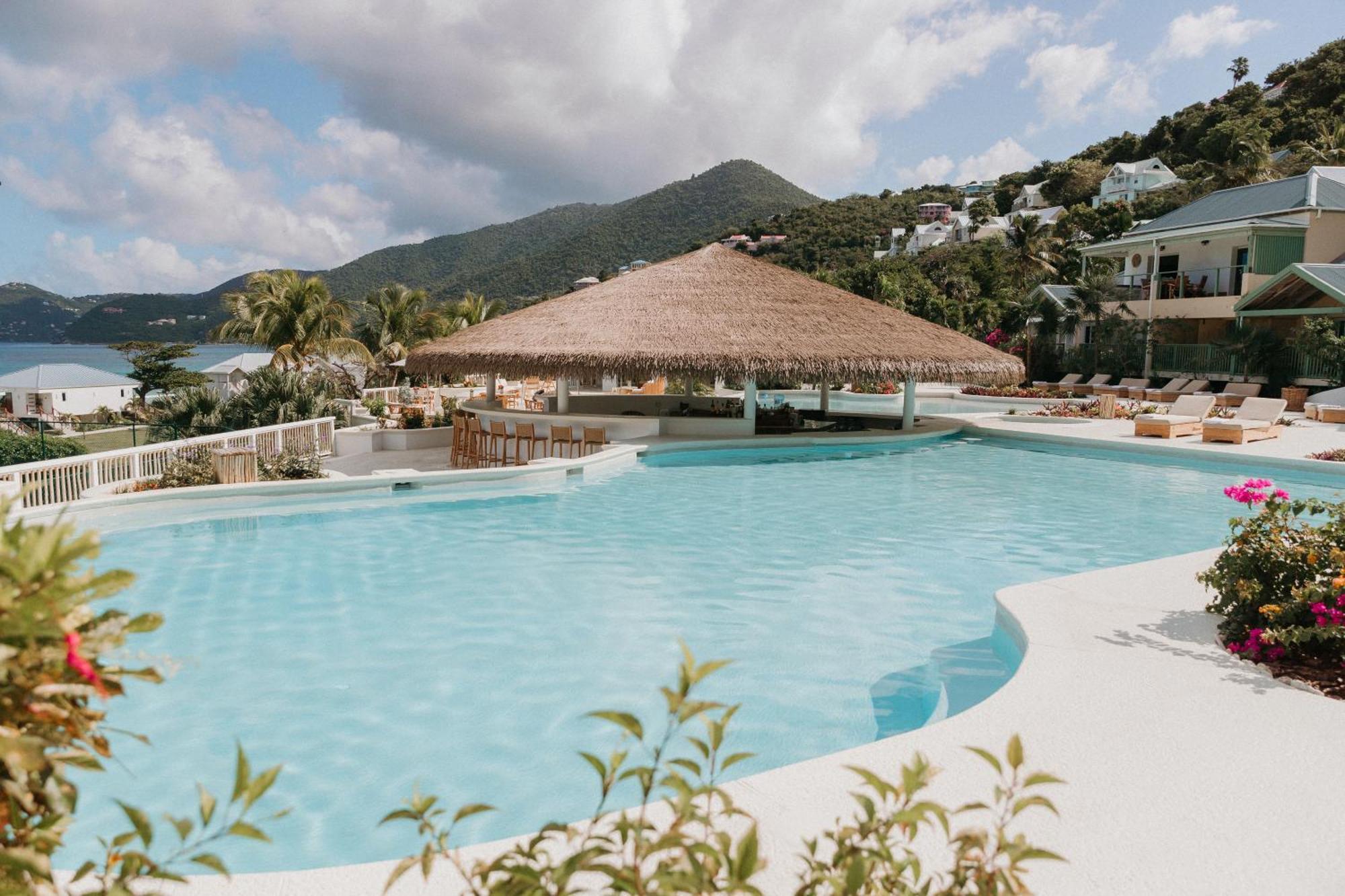 Long Bay Beach Resort 淡水池塘 外观 照片