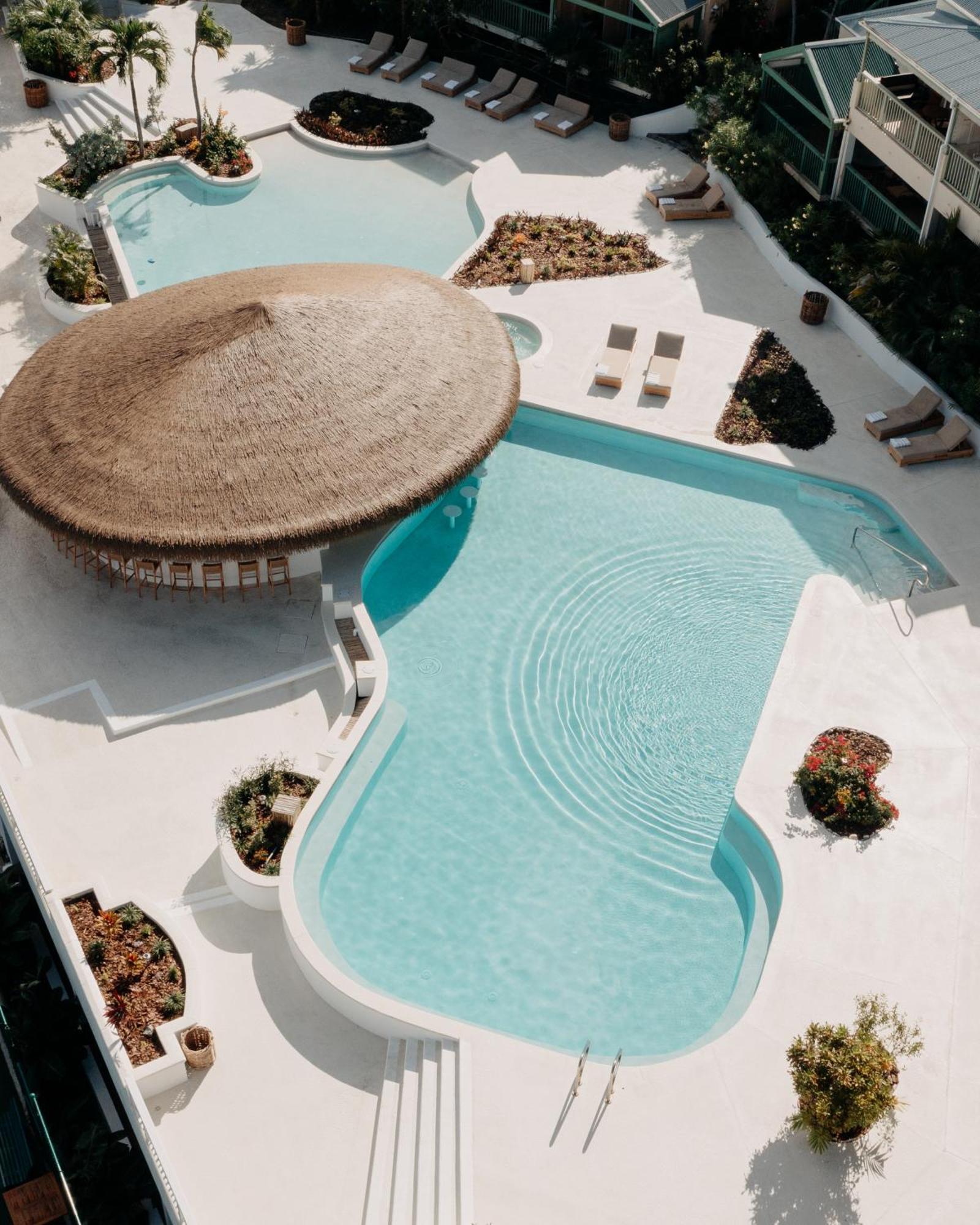 Long Bay Beach Resort 淡水池塘 外观 照片