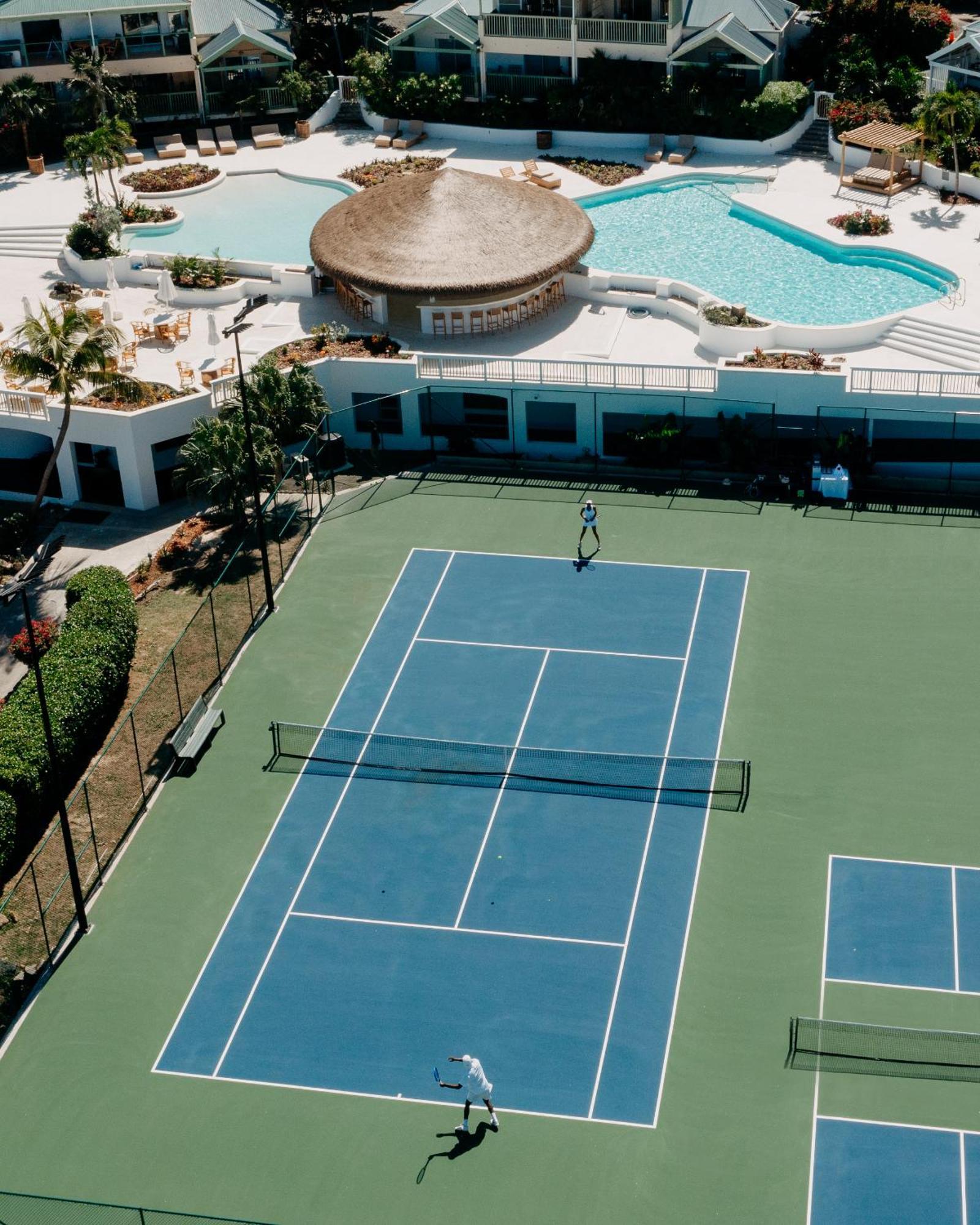 Long Bay Beach Resort 淡水池塘 外观 照片