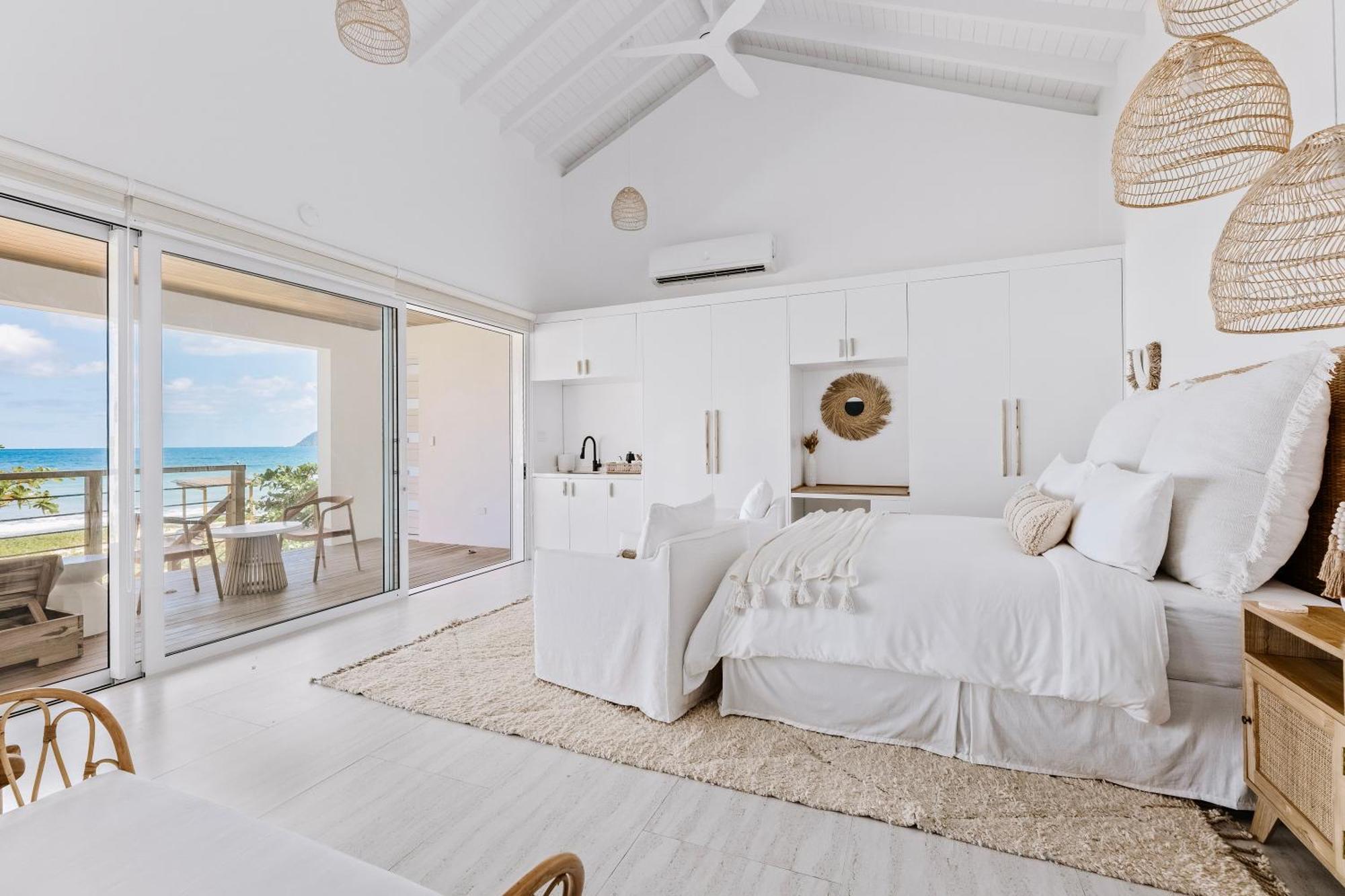 Long Bay Beach Resort 淡水池塘 外观 照片
