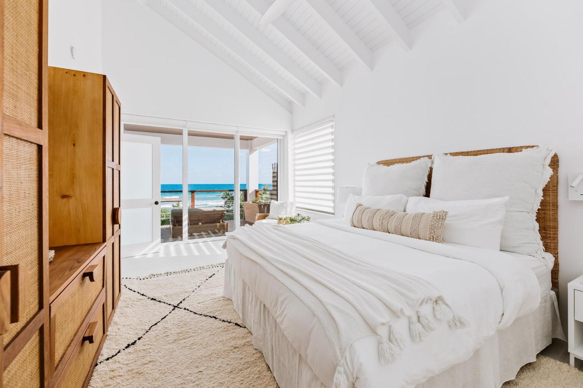 Long Bay Beach Resort 淡水池塘 外观 照片